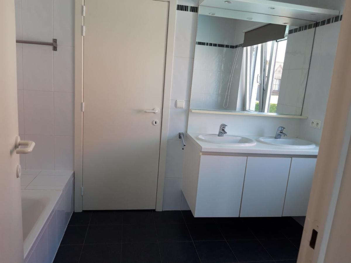 Duplex Met Zwembad Neoportus Apartment Nieuwpoort Luaran gambar